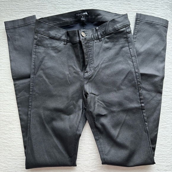 Coated fabric Black stretch skinny leg pants - Picture 5 of 5